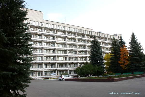 Главный корпус санатория Ленина